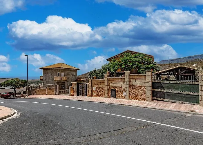 Villa Tenerifeopenhome Charming Cave Costa Adeje (Tenerife)